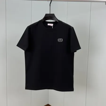 ヴァレンティノ Tシャツ