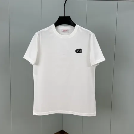 ヴァレンティノ Tシャツ