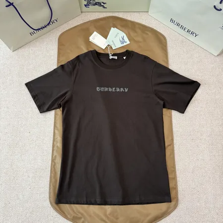 バーバリー ス Tシャツ