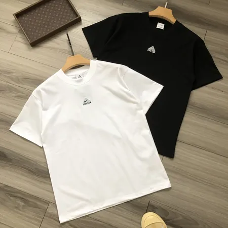 ナイキ Tシャツ