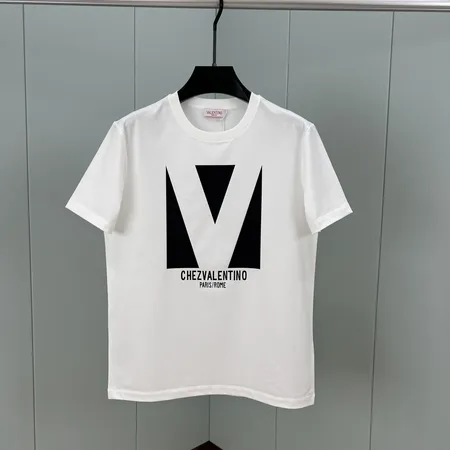ヴァレンティノ Tシャツ