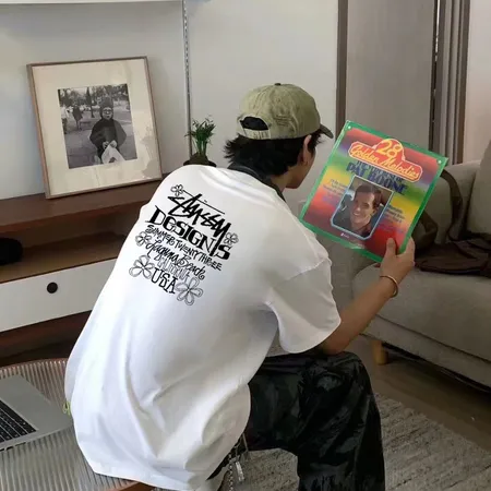 ステューシー Tシャツ