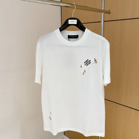 ルイヴィトン Tシャツ