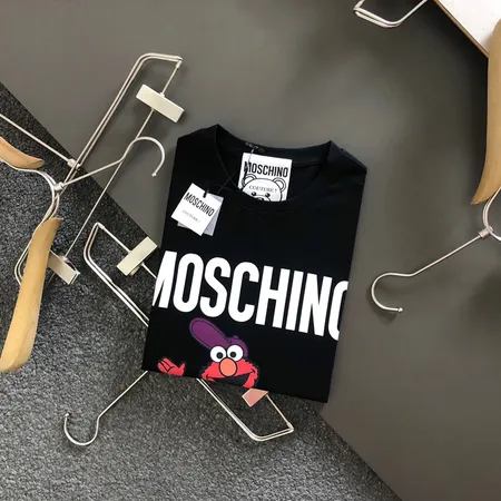 モスキーノ Tシャツ