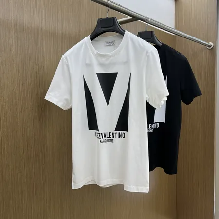 ヴァレンティノ Tシャツ