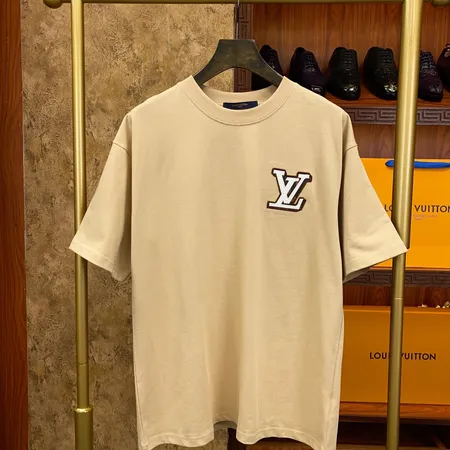 ルイヴィトン Tシャツ
