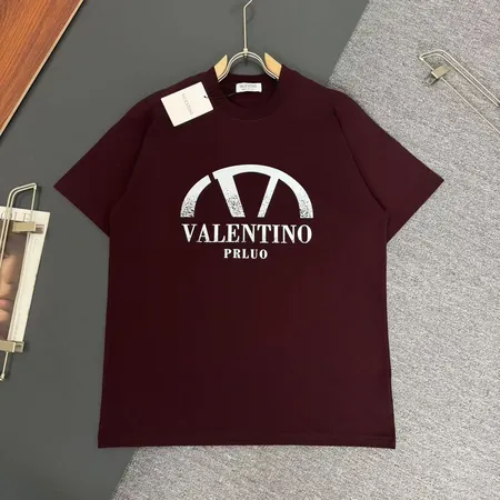 ヴァレンティノ Tシャツ