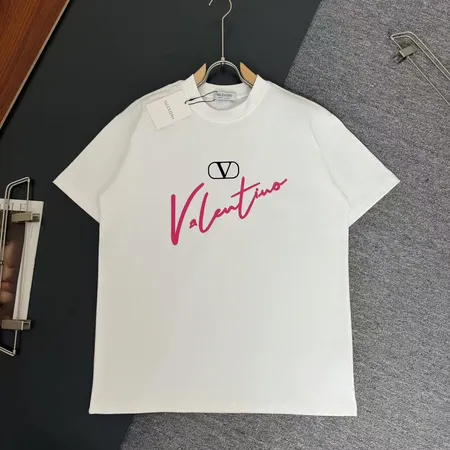 ヴァレンティノ Tシャツ
