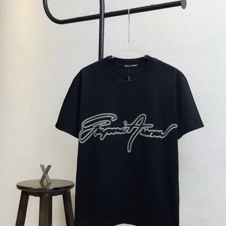 アルマーニ Tシャツ