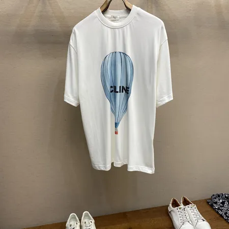 セリーヌ Tシャツ