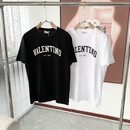 ヴァレンティノ Tシャツ