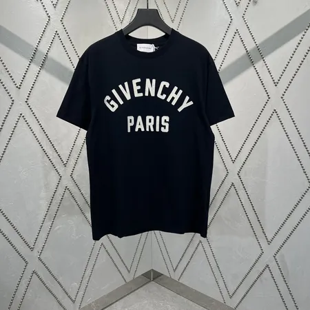 ジバンシィ Tシャツ