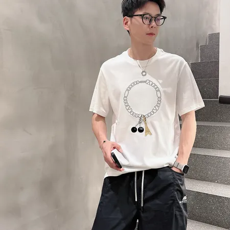 ヴァレンティノ Tシャツ