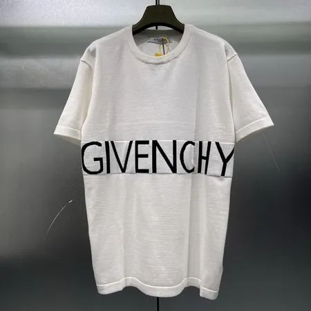 ジバンシィ Tシャツ