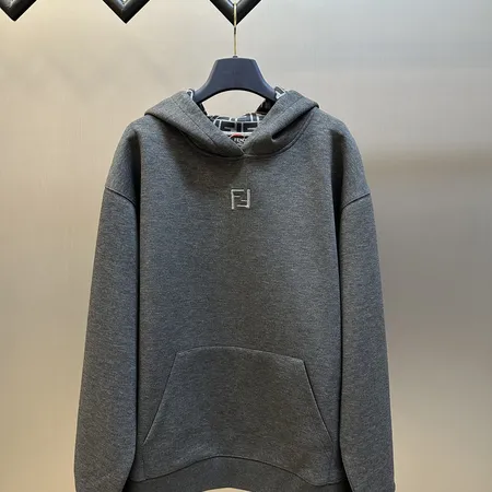 フェンディ パーカー