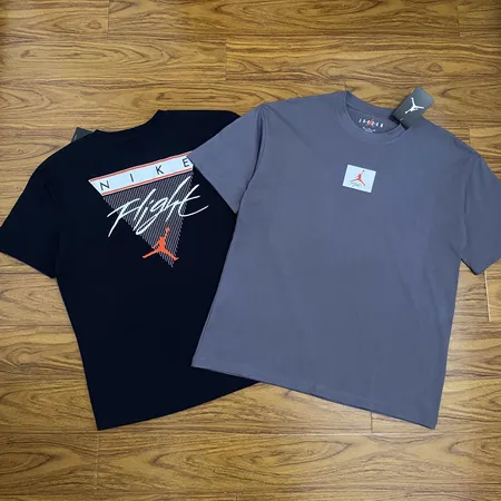 ナイキ Tシャツ