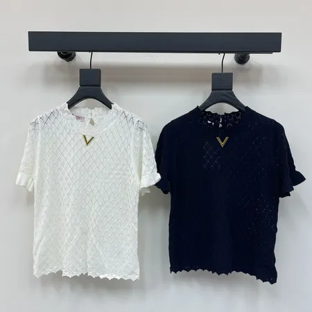 ヴァレンティノ Tシャツ