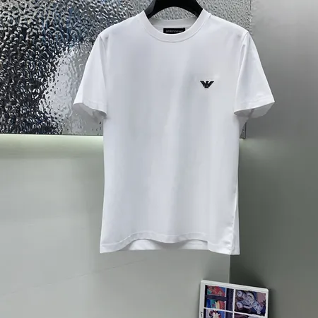 アルマーニ Tシャツ