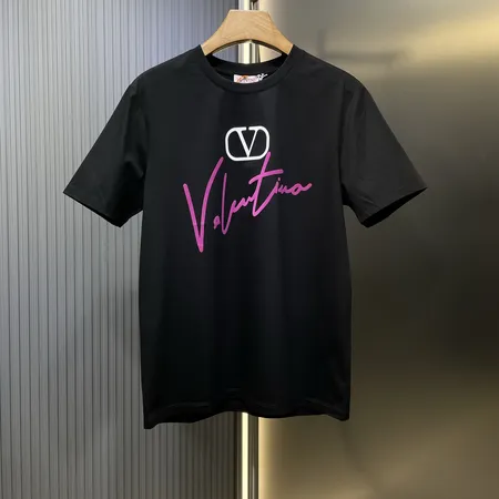 ヴァレンティノ Tシャツ