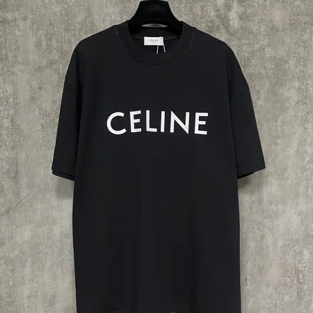 セリーヌ Tシャツ