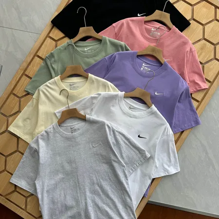 ナイキ Tシャツ