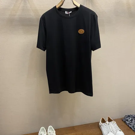 ヴァレンティノ Tシャツ