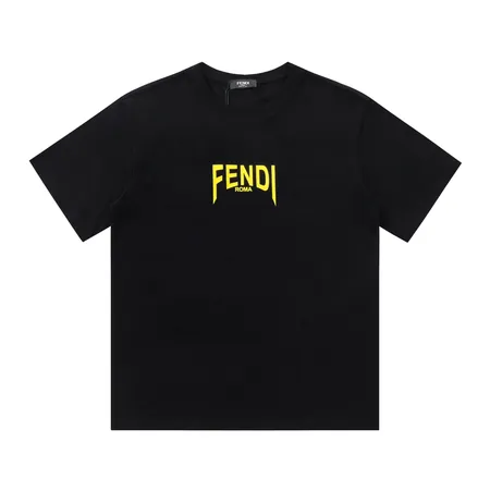 フェンディ Tシャツ
