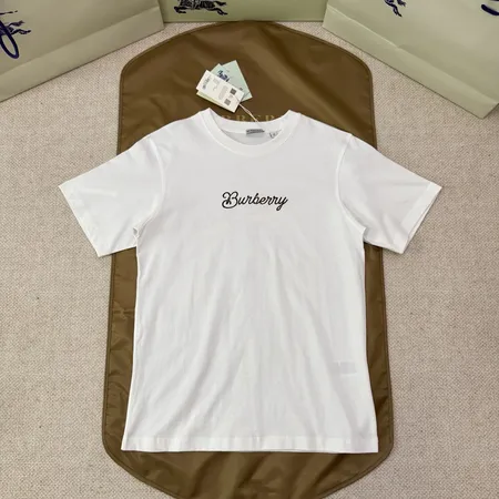 バーバリー ス Tシャツ