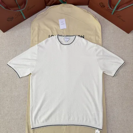 ボッテガ ヴェネタ Tシャツ