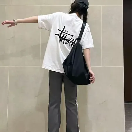 ステューシー Tシャツ