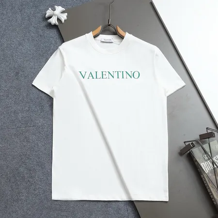 ヴァレンティノ Tシャツ