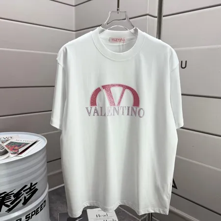ヴァレンティノ Tシャツ