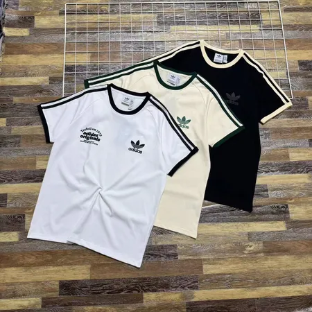 アディダス Tシャツ