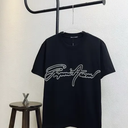 アルマーニ Tシャツ