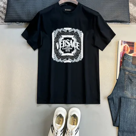 ヴェルサーチ Tシャツ