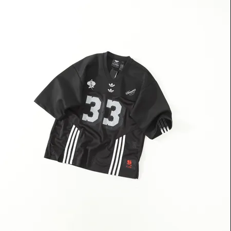 アディダス Tシャツ