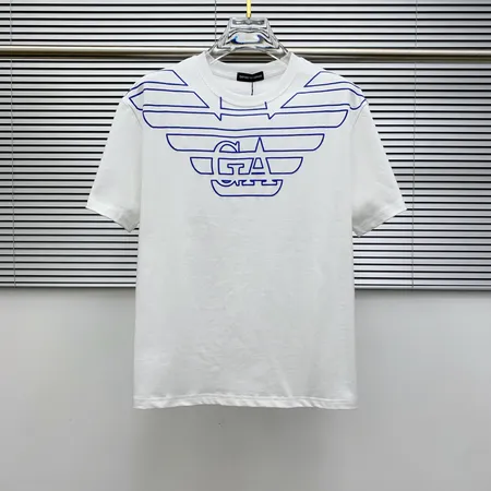 アルマーニ Tシャツ