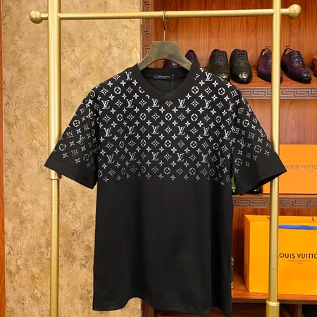 ルイヴィトン Tシャツ