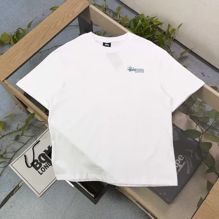 ステューシー Tシャツ