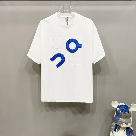 ロエベ Tシャツ