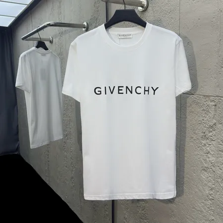 ジバンシィ Tシャツ