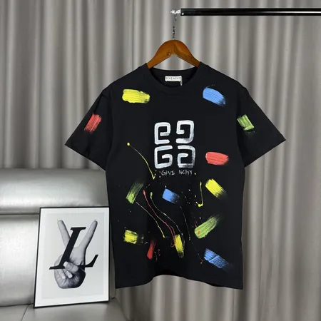 ジバンシィ Tシャツ