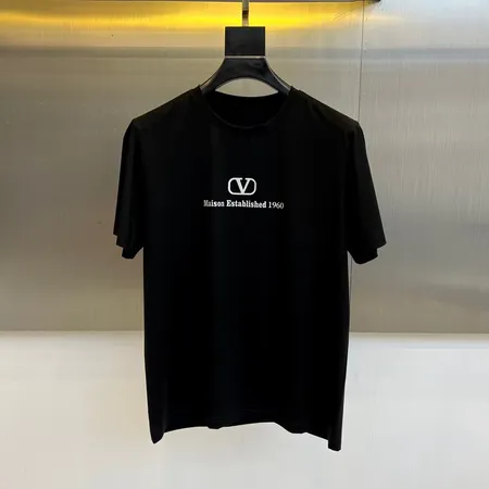 ヴァレンティノ Tシャツ