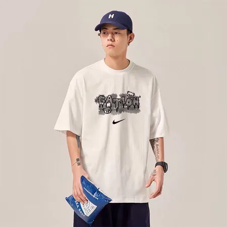 ナイキ Tシャツ