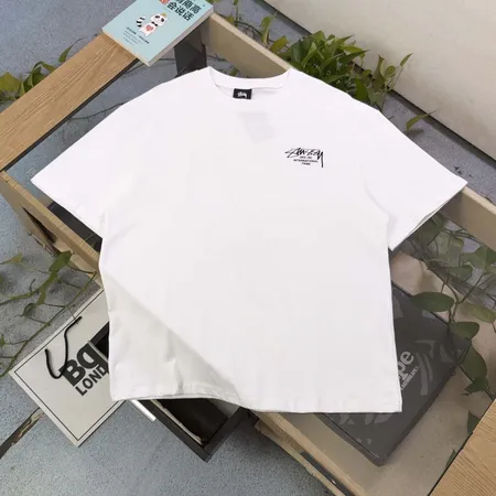 ステューシー Tシャツ