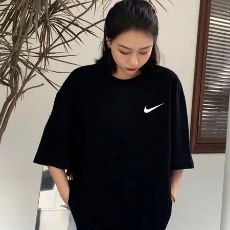 ナイキ Tシャツ