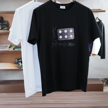 イブサンローラン Tシャツ