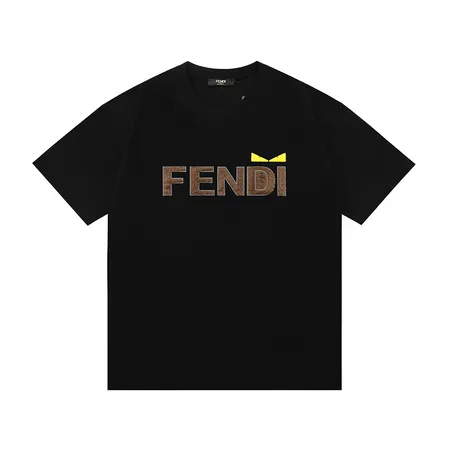 フェンディ Tシャツ