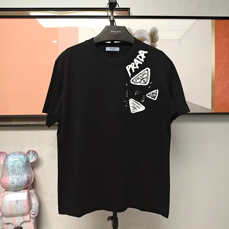 プラダ Tシャツ