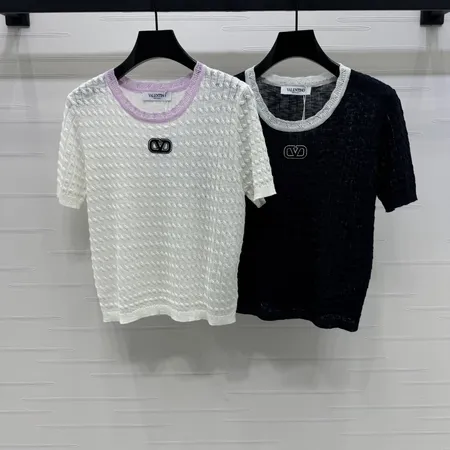 ヴァレンティノ Tシャツ